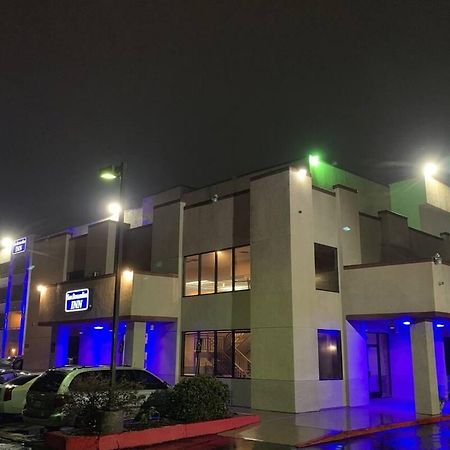 סן ברנרדינו San Bernandino Inn & Suites מראה חיצוני תמונה