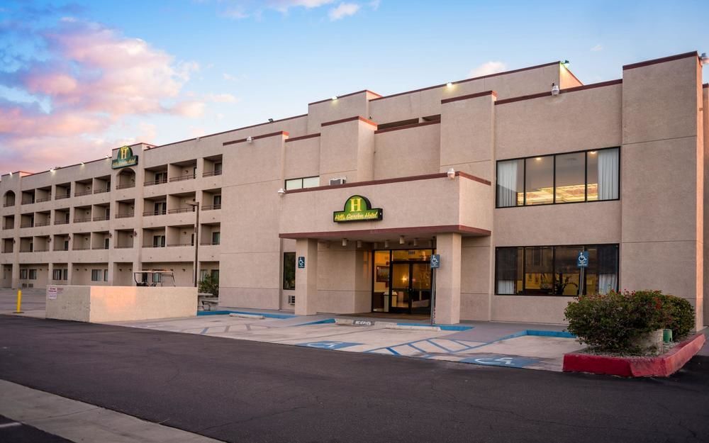 סן ברנרדינו San Bernandino Inn & Suites מראה חיצוני תמונה