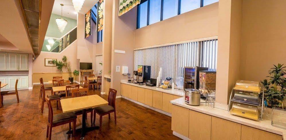 סן ברנרדינו San Bernandino Inn & Suites מראה חיצוני תמונה