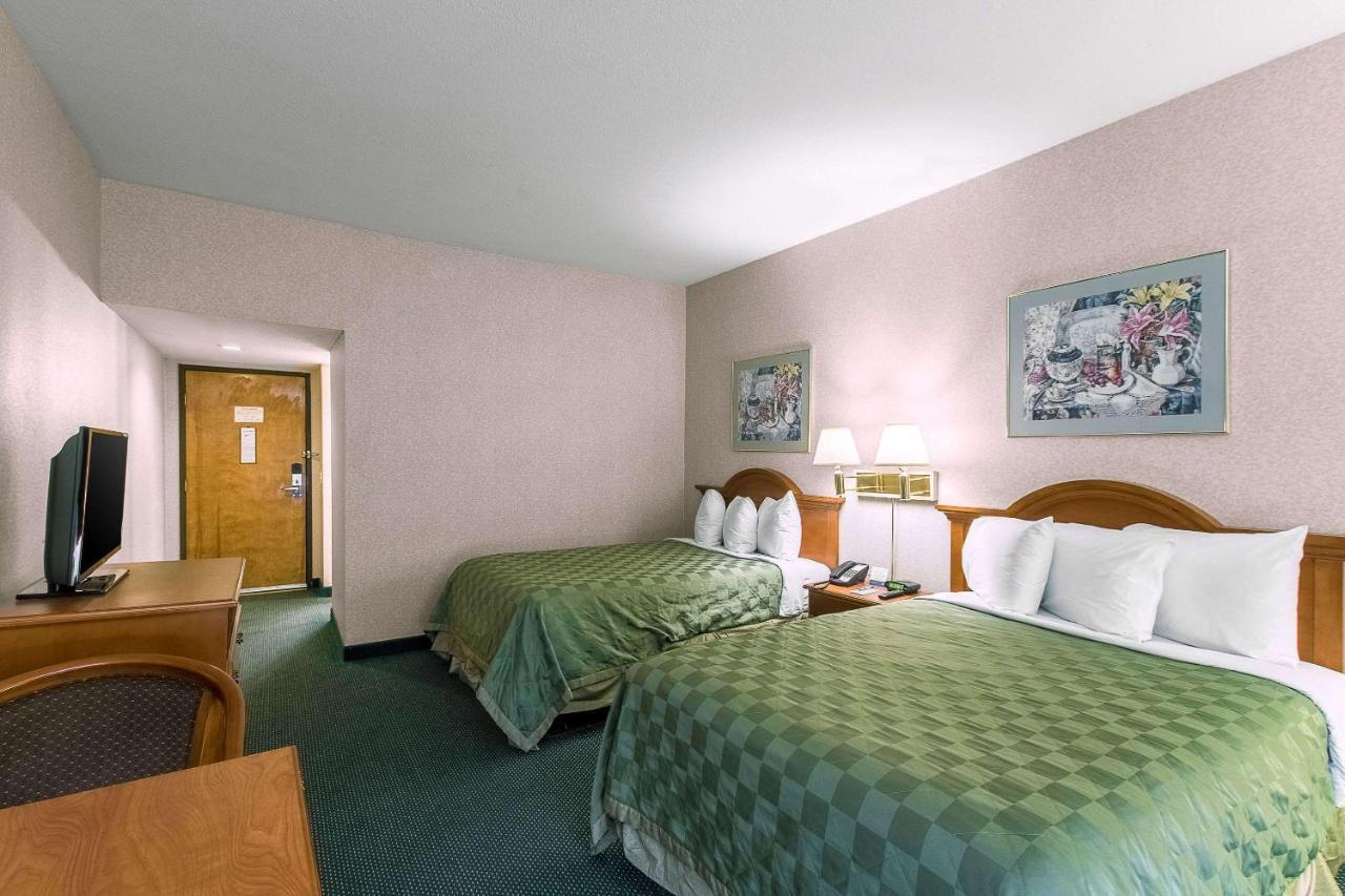 סן ברנרדינו San Bernandino Inn & Suites מראה חיצוני תמונה